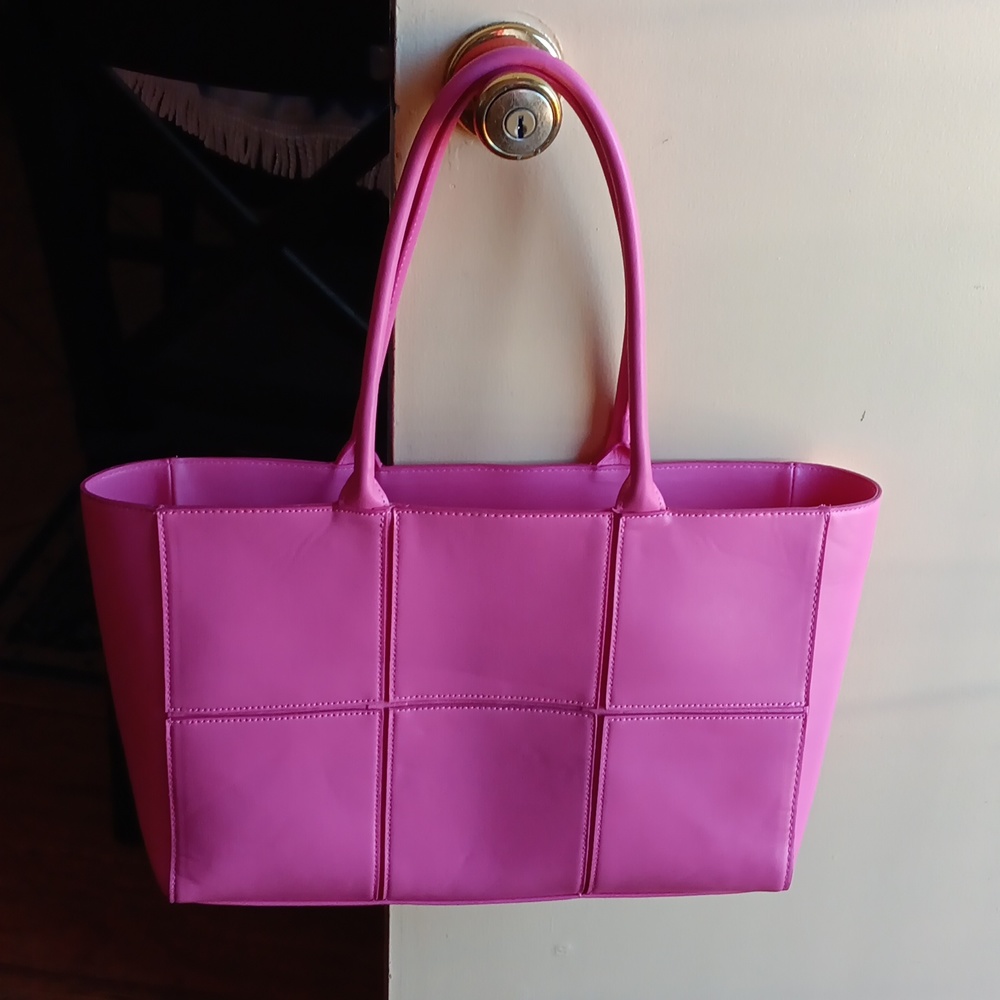Pink tote work bag